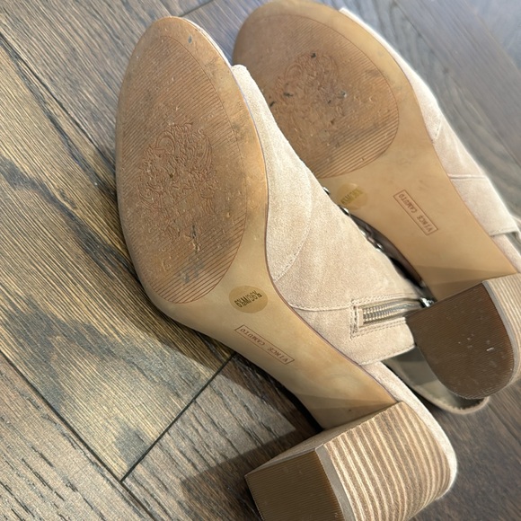 Vince Camuto suede bootie - Picture 5 of 6